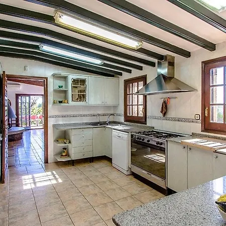 Catalunya Casas Nature And Tranquility For 24 Pax - 30km To Villa