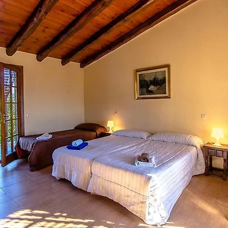 Catalunya Casas Nature And Tranquility For 24 Pax - 30km To *