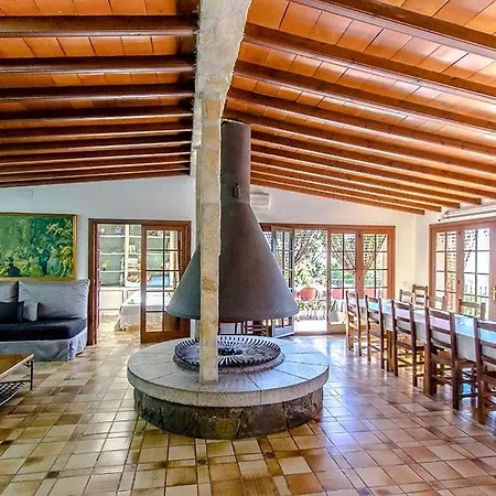 Catalunya Casas Nature And Tranquility For 24 Pax - 30km To Sant Pere de Vilamajor