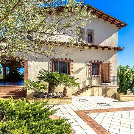 Catalunya Casas Nature And Tranquility For 24 Pax - 30km To Villa Sant Pere de Vilamajor